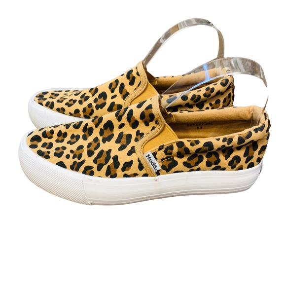 MUDD Leopard Print Platform Slip On Sneaker 8.5 - Picture 3 of 9